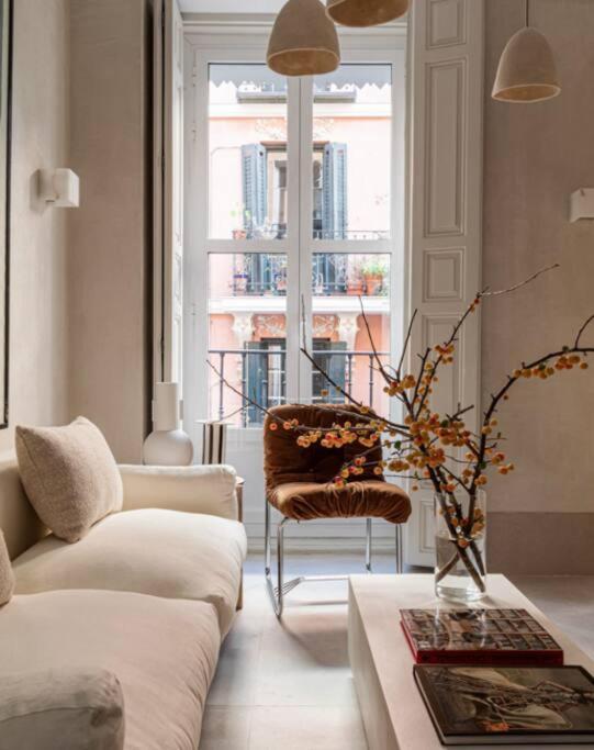Апартаменты Apartamento Exclusivo En Neptuno Мадрид Экстерьер фото